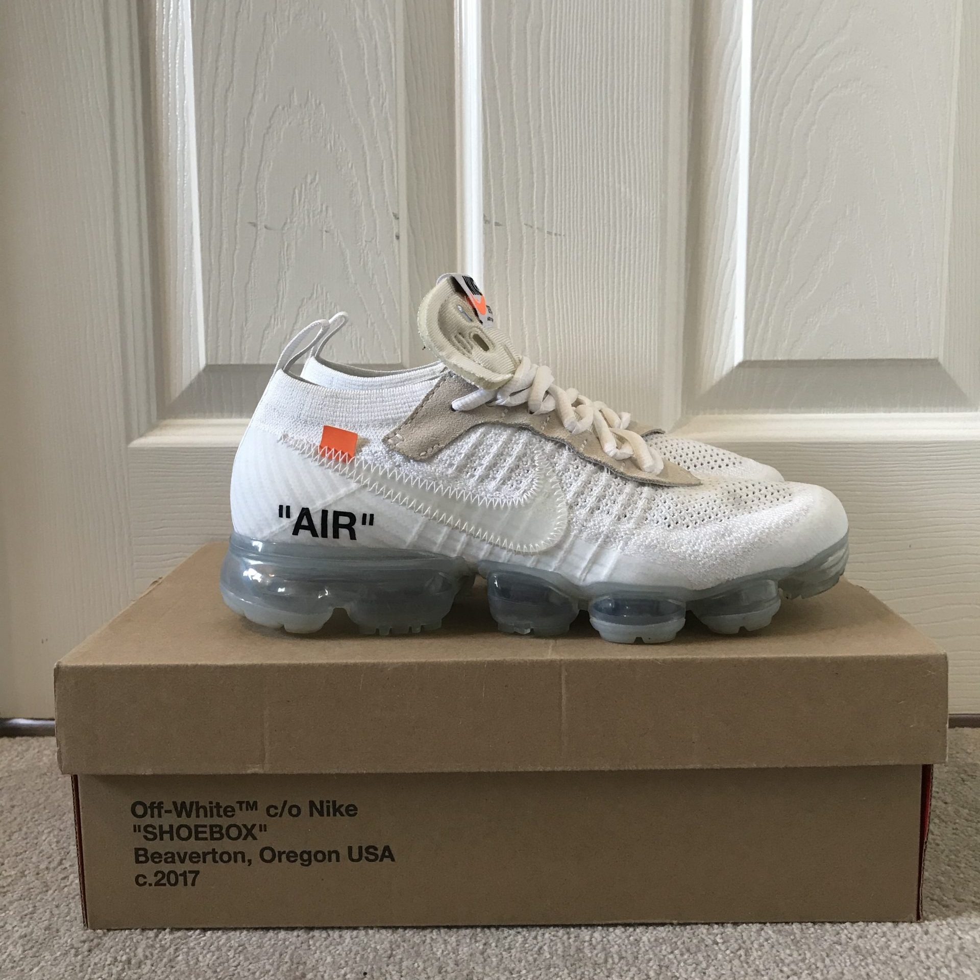 Off white outlet vapormax box